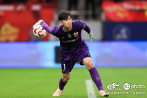 kaiyun sport-上海海港2比2青岛西海岸 莱昂纳多补射破门加布里埃尔点射