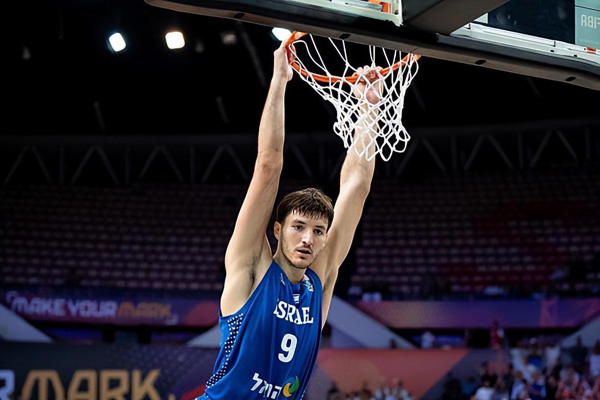 kaiyun sport-欧锦赛表现引起了广泛的关注！尼克斯有意引进以色列队先发中锋？