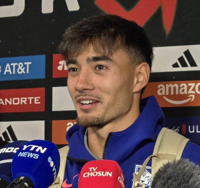 开云-卡斯特罗普：我赛前唱起韩国国歌时，我妈妈在家里激动地哭了