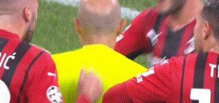 1632861756626059680.gif 922.gif