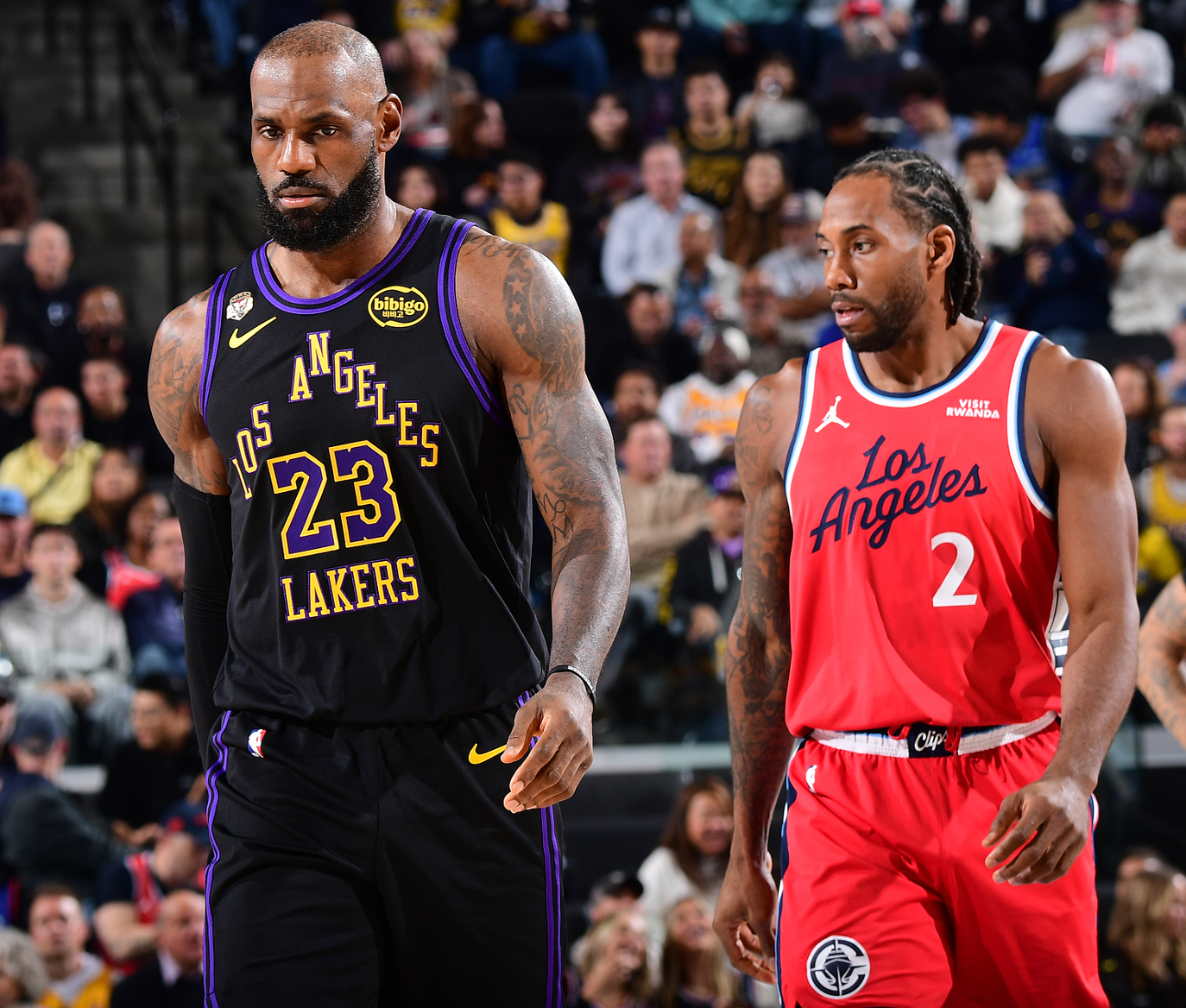 快船拒绝湖人26分逆转！小卡复出哈登18+10引7人上双 詹东55+16