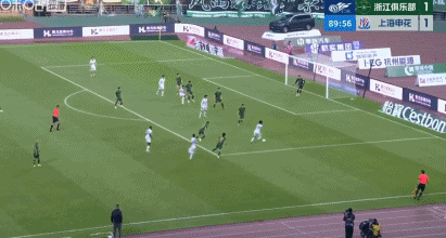 开云-东体：杨皓宇与米特里策倒地判罚标准不一，“假摔”难服众